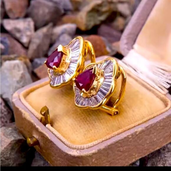 Gold Ruby Cubic Zirconia Diamond Earrings New in Gift Box Large 1.5 inch’s - Picture 2 of 4